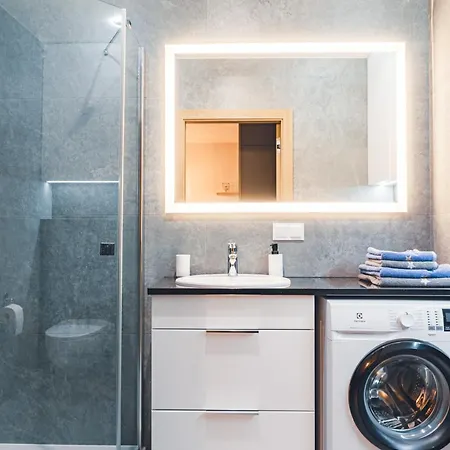 Apartment Sloneczny - Bardzo Blisko Plazy I Centrum, Klimatyzacja, Parking, Balkon Jastrzebia Gora